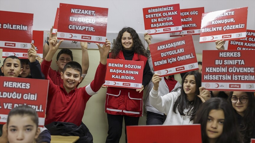 Türk Kızılay, Akran Zorbalığına Karşı Yeni Eğitim Projesi Başlattı