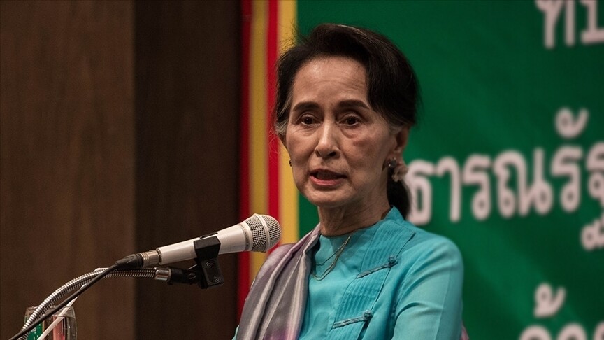 Aung San Suu Çii'nin Cezası Af Kapsamında İndirildi