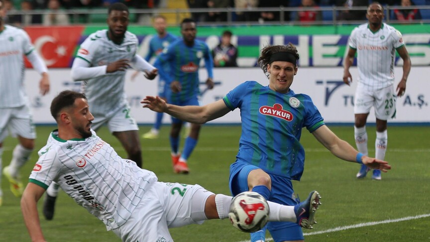 Çaykur Rizespor, Konyaspor'u 3-2 ile Geçti