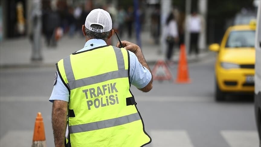 Ankara'da Trafik Kapalı: Bisiklet Turu Yolcuları Düşünmeli