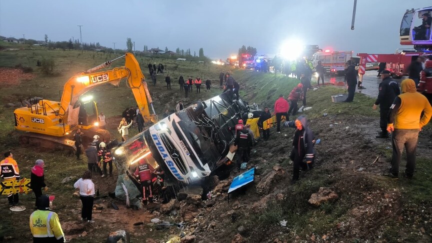 Malatya'da Otobüs Kazası: 4 Ölü, 15 Yaralı