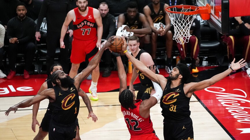 Pistons ve Cavaliers, NBA Konferans Yarı Finaline Yükseldi