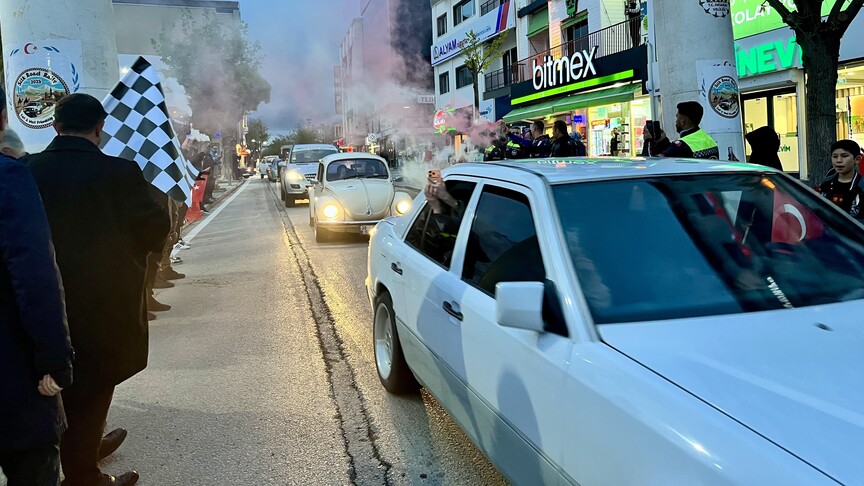 Aksaray'da Doğu-Batı Dostluk ve İpek Yolu Rallisi Başladı