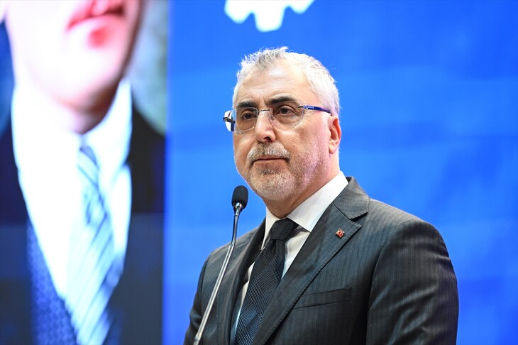 Bakan Işıkhan: Dijital Dönüşüm İstihdamı Güçlendiriyor
