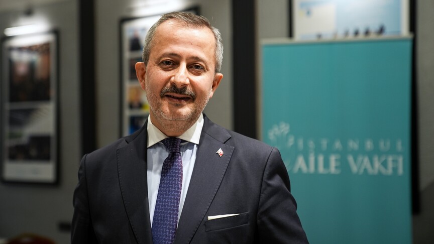 Karabıyık'tan Anneler Günü Reklamlarına Sert Tepki