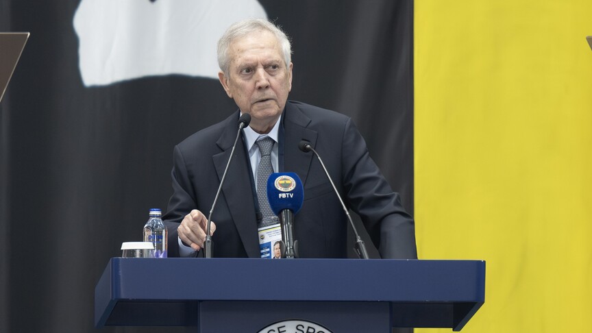 Aziz Yıldırım, Fenerbahçe Başkanlığı için Adaylığını Duyurdu