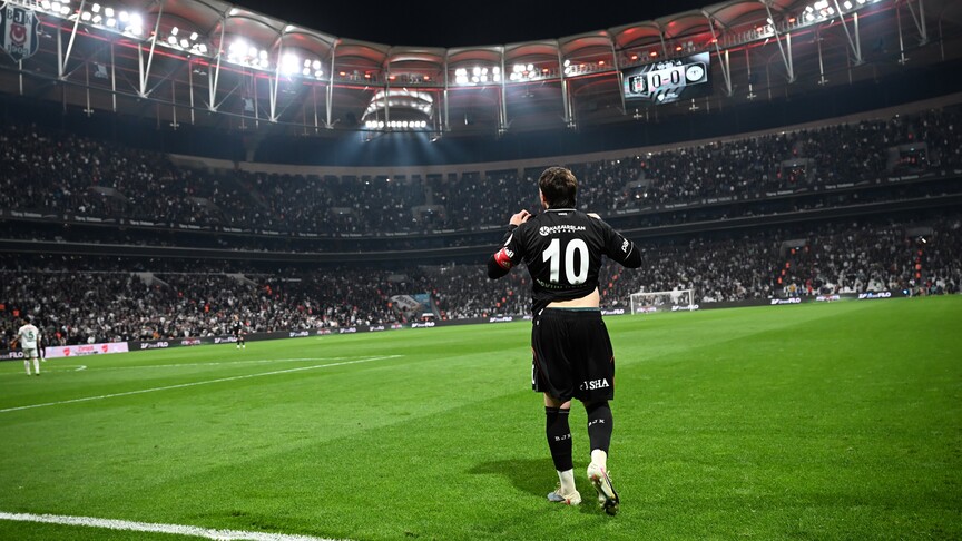 Beşiktaş'ın Şampiyonluk Müsabakaları Zayıflıyor