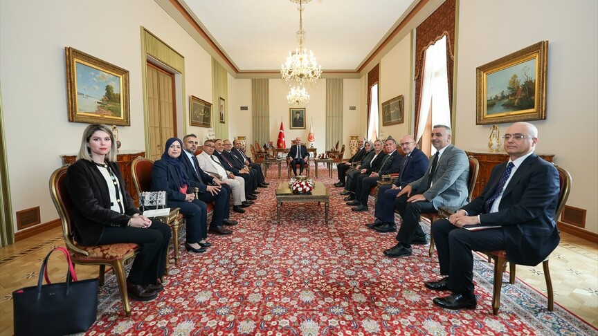 Kurtulmuş, Cezayir Meclisi Heyetini Kabul Etti