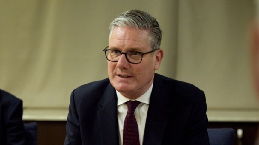 Starmer, Bakanlık Görevinden İstifa Etmeyecek