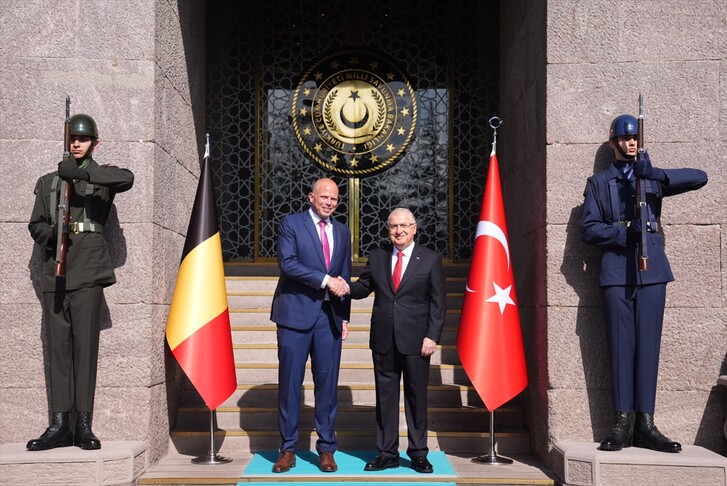 Bakan Güler, Belçikalı Mevkidaşı ile Stratejik Görüşme Yaptı