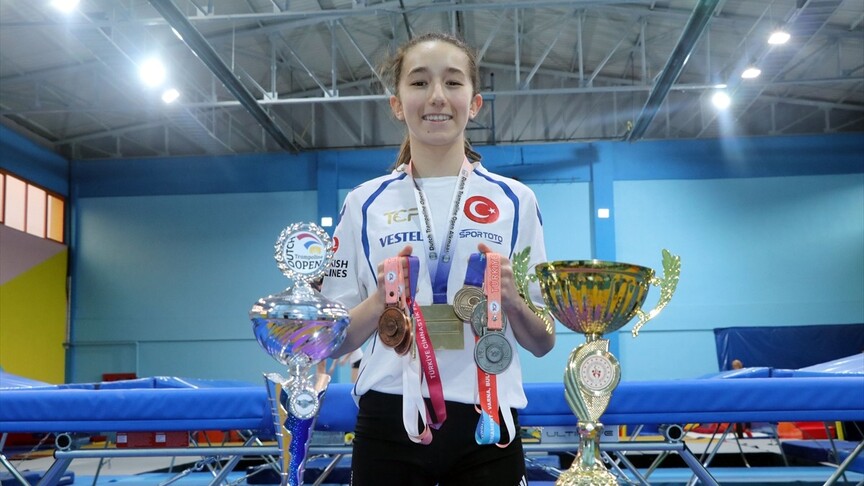 14 Yaşındaki Fatma Rana Gökçe'nin Cimnastik Başarıları
