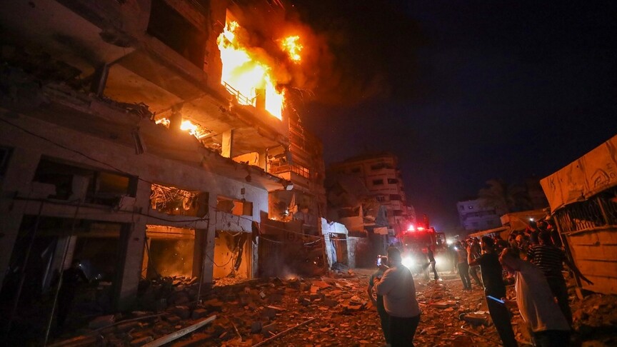 İsrail'in Gazze'ye Hava Saldırılarında 7 Filistinli Hayatını Kaybetti