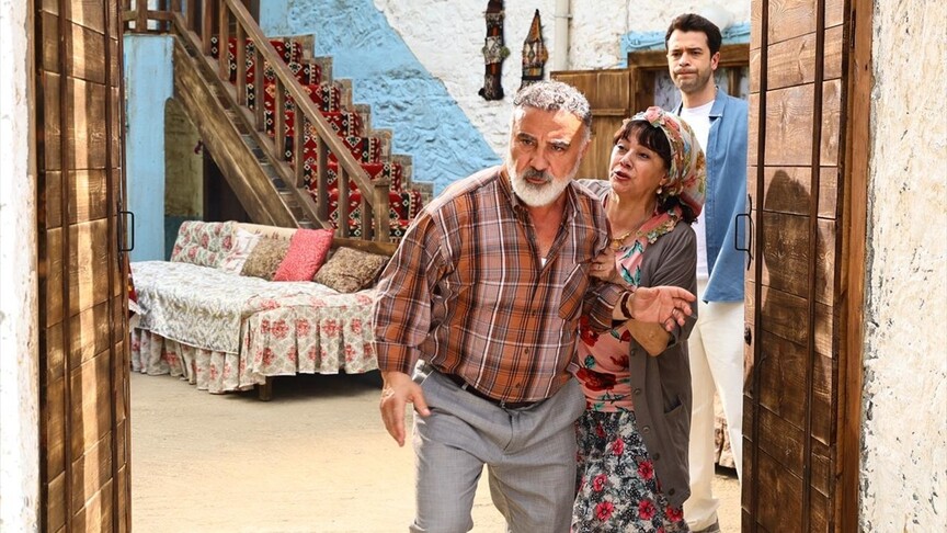 Muğla'da Çekimleri Süren 'Dondurmam Gaymak: Gapital' Filmi