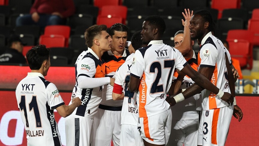 Başakşehir, Gaziantep FK'yı 2-1 Mağlup Ederek Sezonu Kapattı