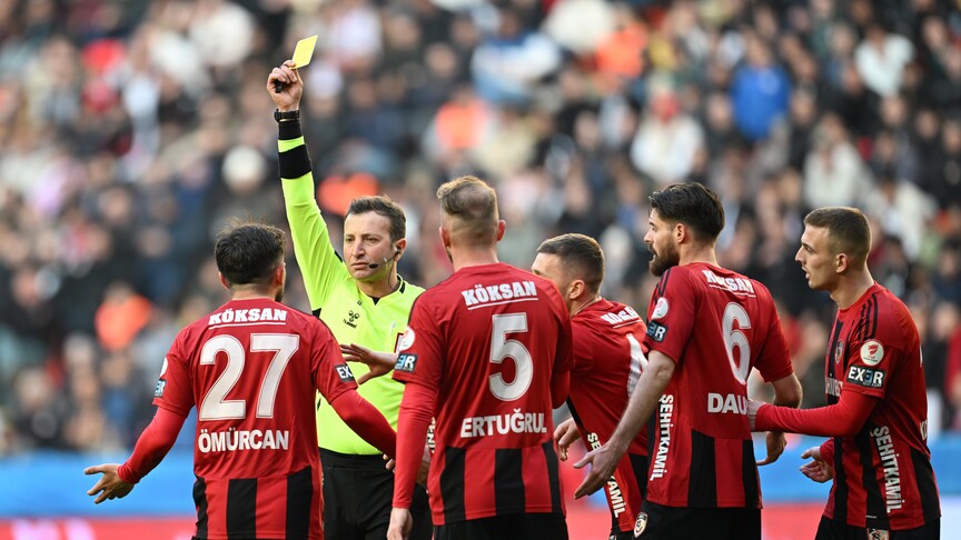 Gaziantep FK, Ligde Sararan Takım Oldu