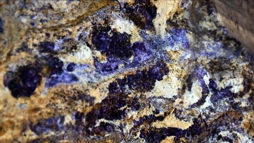 Fransa ve Grönland Arasında Kritik Minerallerde İşbirliği Anlaşması