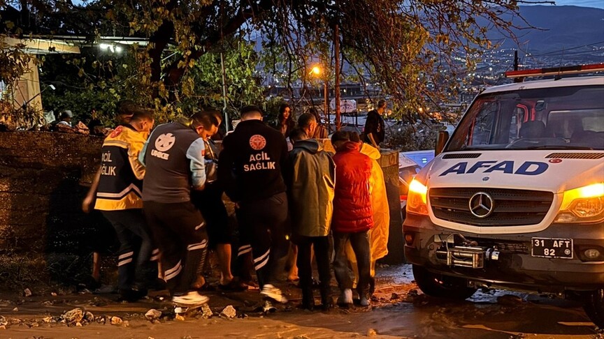 Hatay'da Sağanak Sonrası Çöken Evde Bir Can Kaybı