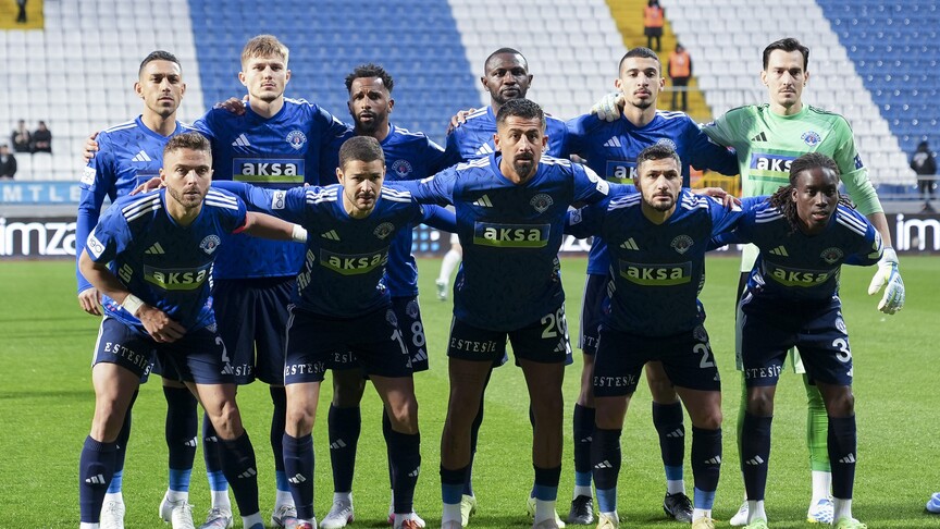 Kasımpaşa Süper Lig'de Kümede Kalmayı Başardı