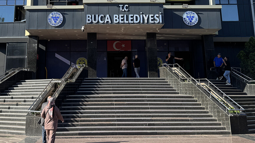 İzmir'de Yolsuzluk Operasyonu: Buca Belediye Başkanı Duman Gözaltında