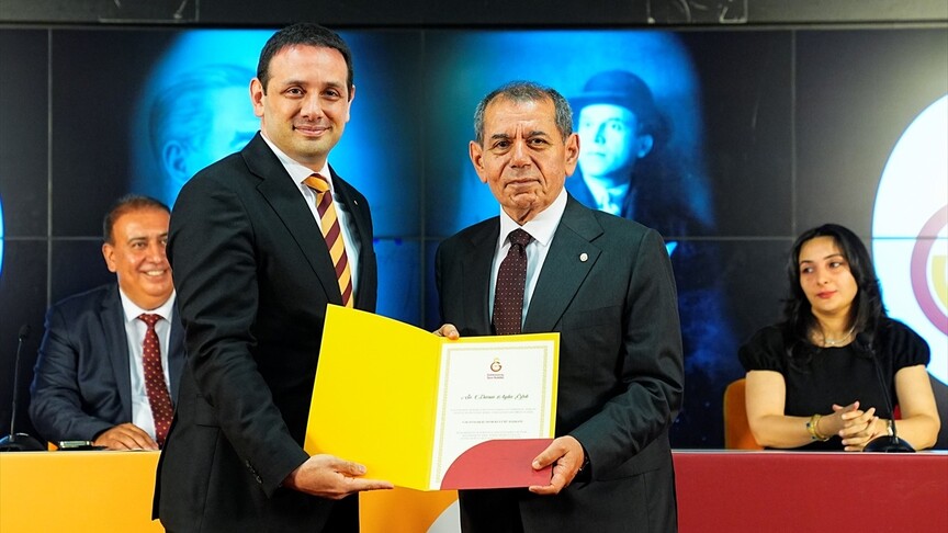 Dursun Özbek, Galatasaray Başkanlığına Yeniden Seçildi