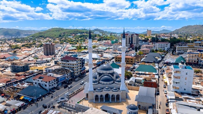 Tanzanya'da Osmanlı Mimarisiyle Yeni Bir Cami Açıldı