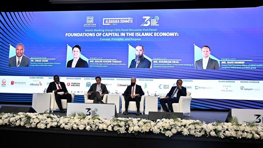 3. Küresel İslami Ekonomi Zirvesi'nde CEO Paneli Yapıldı