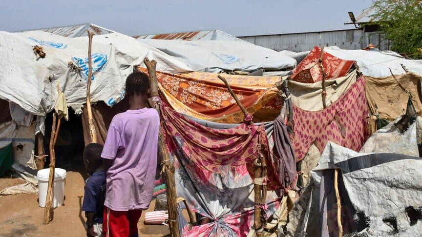 Güney Sudan'da 300 Binden Fazla Kişi Yerinden Edildi
