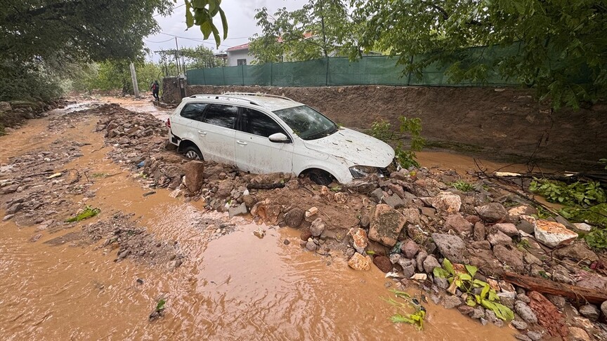 Niğde'de Yağış Sonrası Sel: 1 Ölü, 5 Yaralı