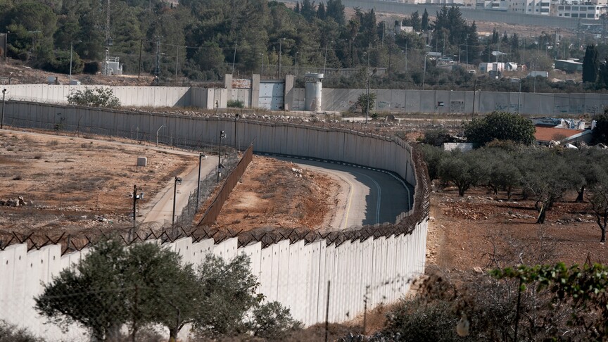 Utanç Duvarı'nda Silahlı Saldırı: 1 Ölü, 5 Yaralı