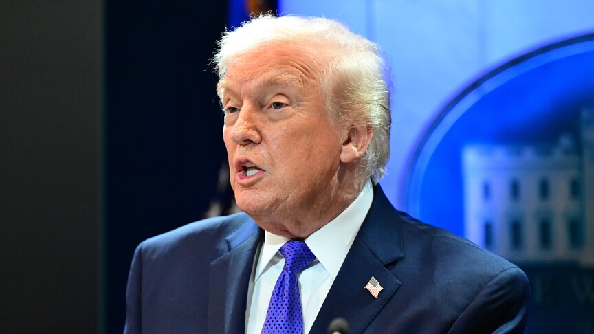 Trump İran'a Anlaşma Çağrısı Yaptı: Füzeleri Yeterli Değil