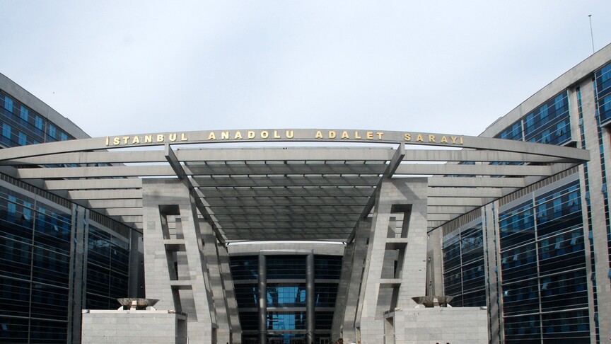 İstanbul'da Şike Operasyonunda 82 Zanlı Adliyeye Sevk Edildi