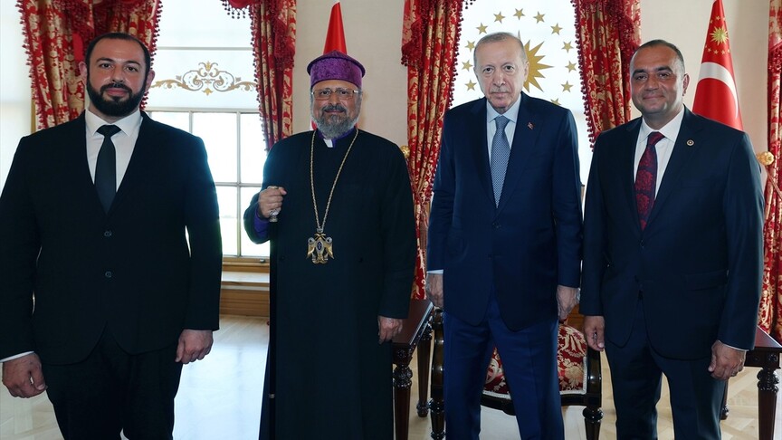 Cumhurbaşkanı Erdoğan, Ermeni Patriği ve Milletvekili ile Buluştu