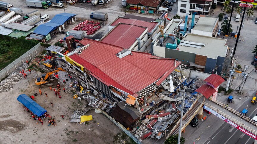 Filipinler'de 7,8 Büyüklüğündeki Depremde Ölü Sayısı 45'e Ulaştı