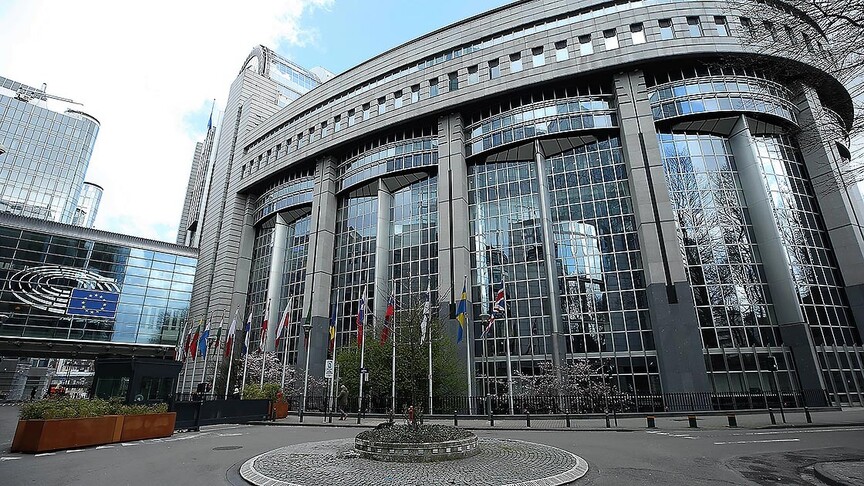 AB, Savunma Projelerinde Bürokrasi Azaltma Üzerinde Anlaştı