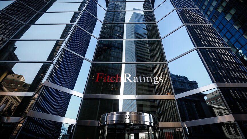Fitch Ratings, Halkbank’ın Notunu Yükseltti: Ekonomik Güç Belirtileri