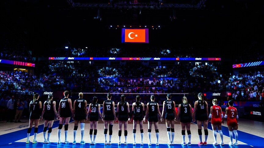 A Milli Kadın Voleybol Takımı'nın VNL Ankara Kadrosu Açıklandı