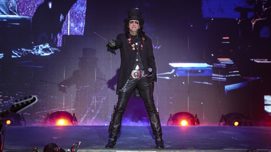 Alice Cooper, İstanbul'da Rock Tutkunlarıyla Buluştu