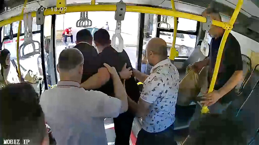 Malatya'da Şoförden Örnek Davranış: Epilepsi Nöbeti Geçiren Yolcuya Yardım