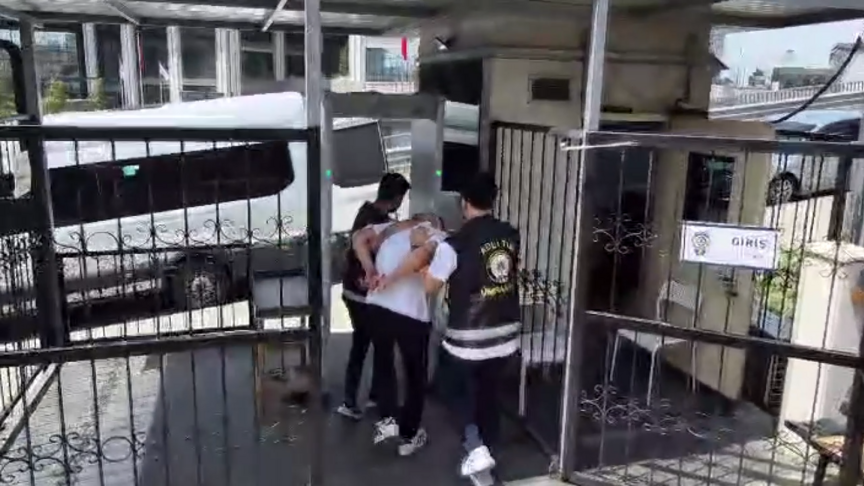 Ümraniye'de Trafik Tartışması: Darbeden Şüpheli Yakalandı