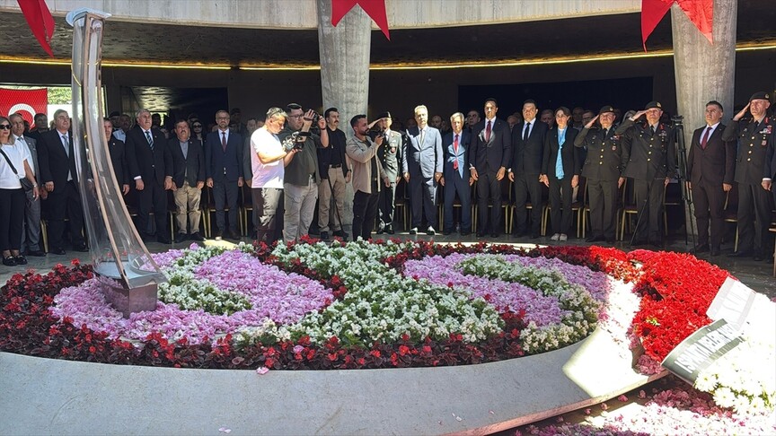 Süleyman Demirel, 11. Yılında Isparta'da Anıldı
