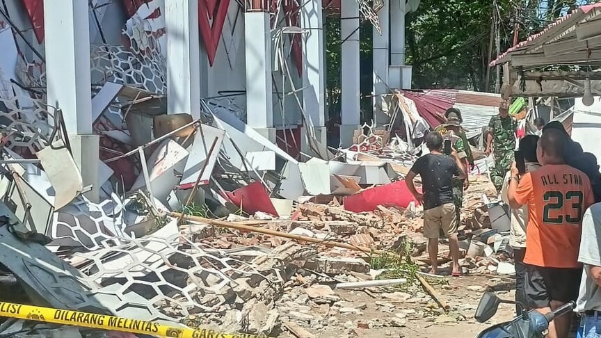 Endonezya’da 6,7 Büyüklüğünde Deprem: 1 Ölü, 76 Yaralı