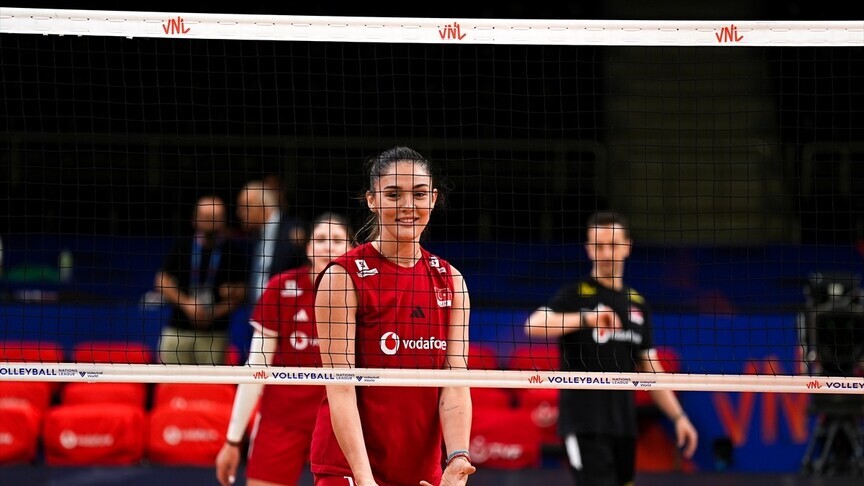 A Milli Kadın Voleybol Takımı Almanya ile Yarını Bekliyor