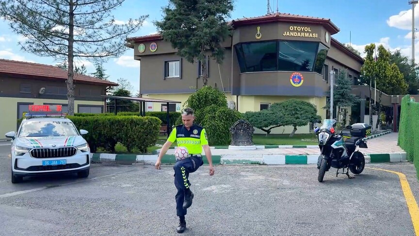 İçişleri Bakanlığı'ndan A Milli Takıma Destek Klibi Hazırladı