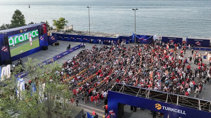 İstanbul Meydanları, A Milli Takım'a Destekle Dolup Taşacak