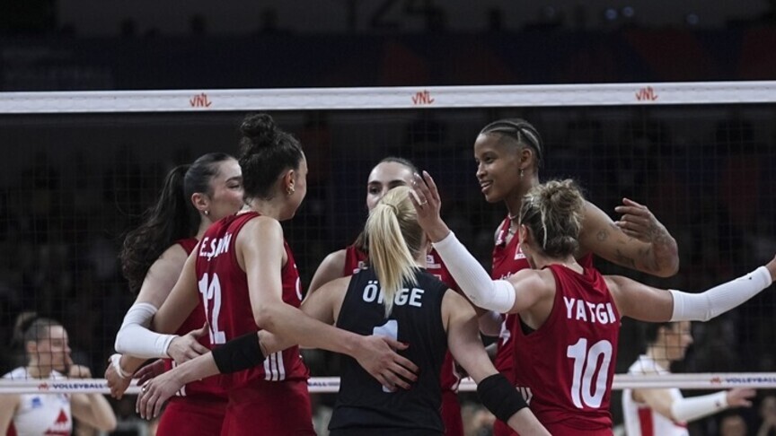 A Milli Kadın Voleybol Takımı, Çin ile Kritik Maçta Buluşuyor