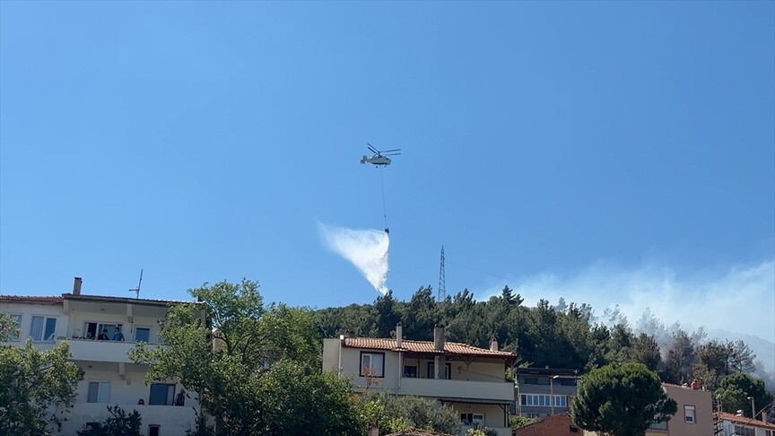 Balıkesir'de Orman Yangınına Hızla Müdahale Ediliyor