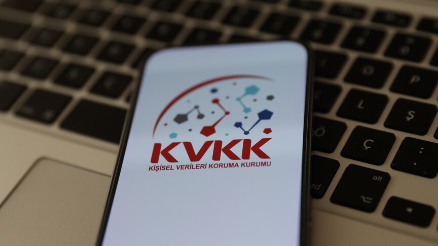 KVKK'den Belediyelere Canlı Yayın Uyarısı: Önemli Gelişmeler