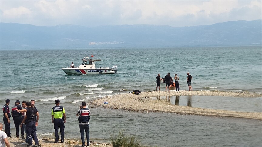 İznik Gölü'nde Kaybolan İki Kişinin Cesedi Bulundu