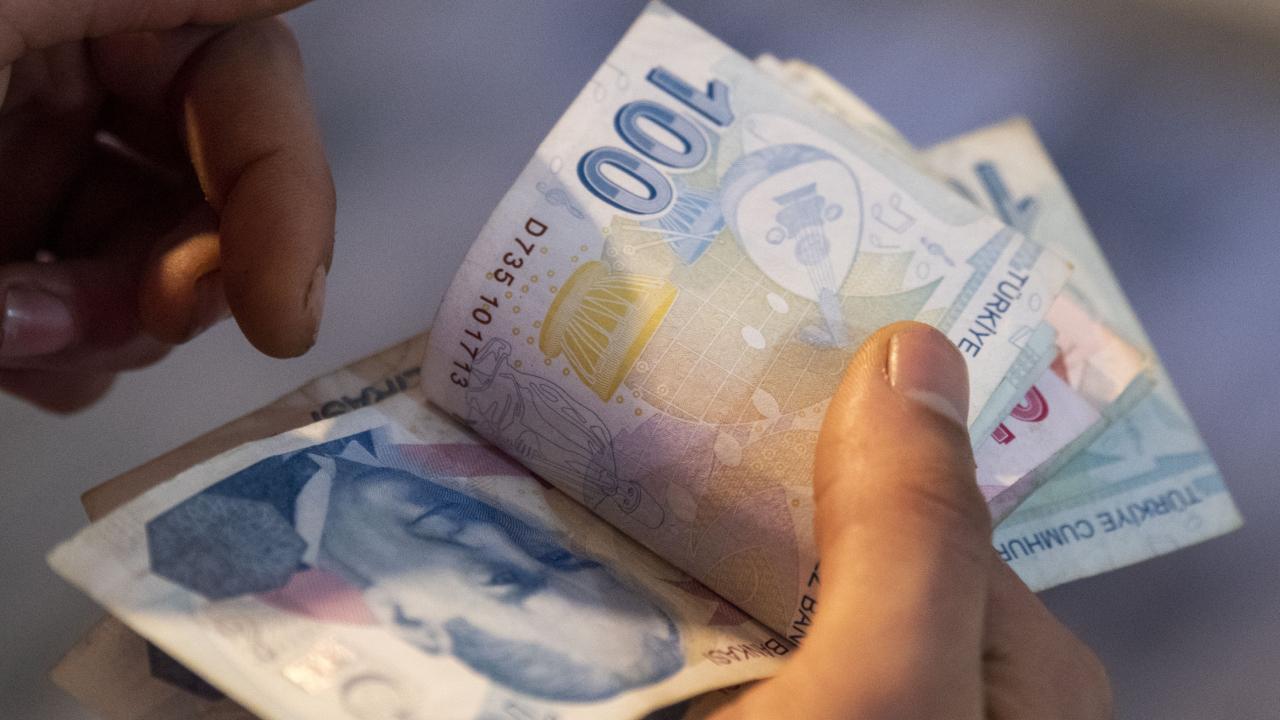1,2 Milyar Lira Aile ve Gençlik Fonu'ndan Ödendi