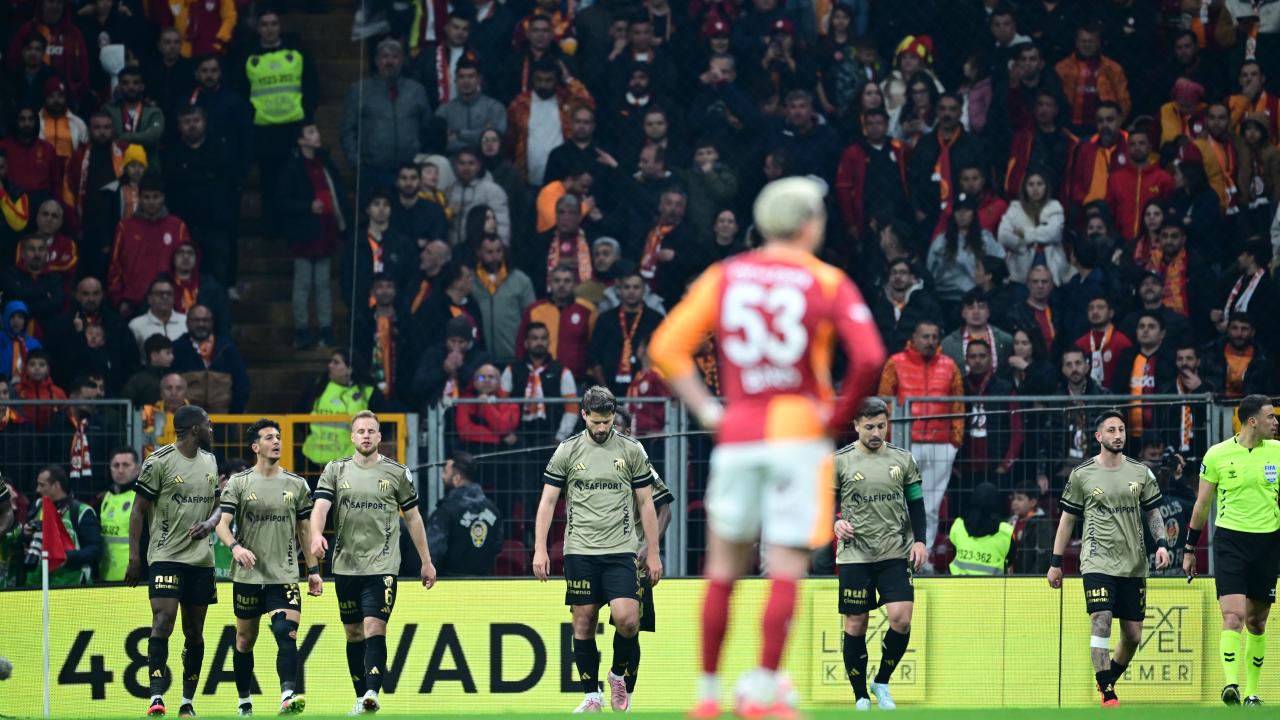 Galatasaray-Kocaelispor Maçında Şampiyonluk Yarası